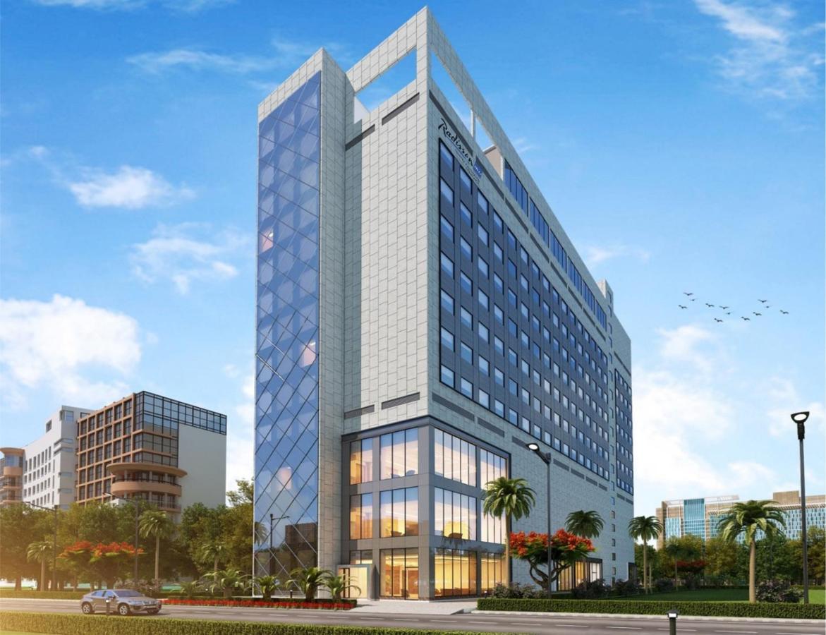 Radisson Blu Towers Kaushambi Delhi Ncr Hotel Gáziábád Kültér fotó The hotel's rendering