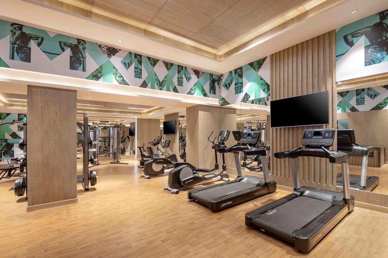 Radisson Blu Towers Kaushambi Delhi Ncr Hotel Gáziábád Kültér fotó The Fitness Centre